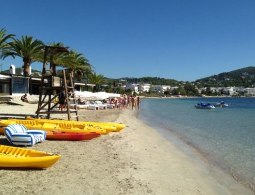 Entra en acción en la playa